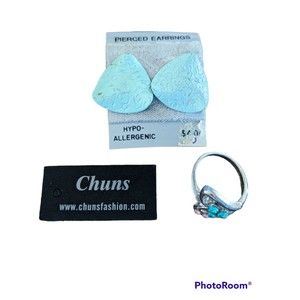 NWT! Womens Silver Chuns Ring Size 9 Blue Pierced Earrings White Blue Stones